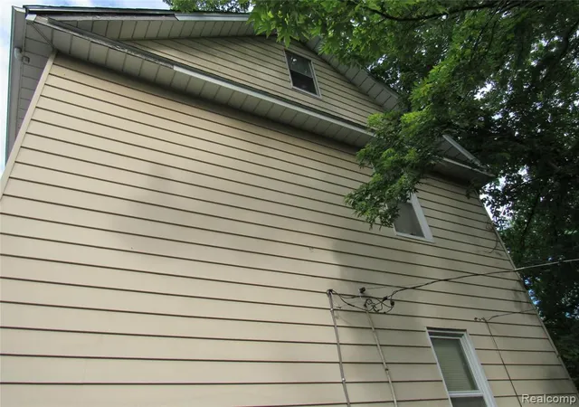 Photo 3 of Multi family home for sale at 15786 Parkside St, Detroit, MI 48238 1434 | MLS# 61002297 | Listing updated on 2026-09-18