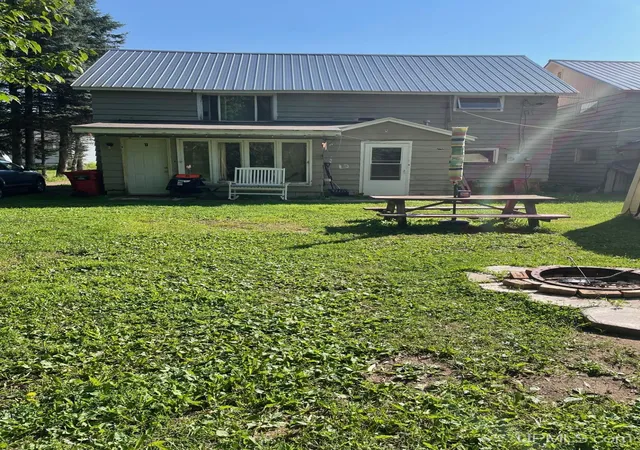 Photo 1 of Single family home for sale at 107 N Tamarack St, Gwinn, MI 49841 | MLS# 50215053 | Listing updated on 2026-08-17