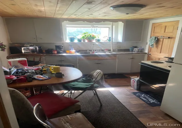 Photo 2 of Single family home for sale at 107 N Tamarack St, Gwinn, MI 49841 | MLS# 50215053 | Listing updated on 2026-08-17