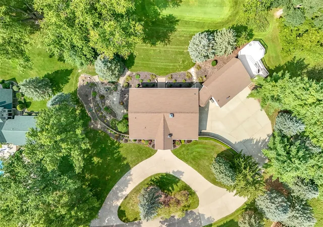 3rd image of 686 Leonard Dr, Coldwater, MI 49036 | MLS# 70540278