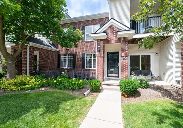 Homes for sale in Ann Arbor, MI | 273 Scio Village Ct #125, Ann Arbor, MI 48103 | MLS# 70540765