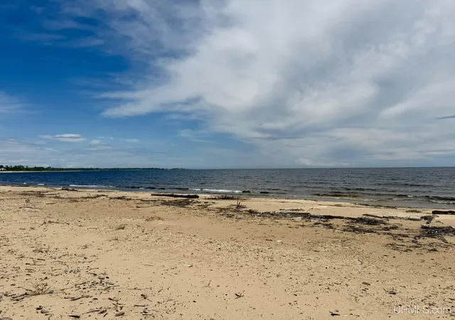Photo 2 of Single family home for sale at 7957 W Us2 Hwy, Manistique, MI 49854 | MLS# 50215244 | Listing updated on 2026-08-27