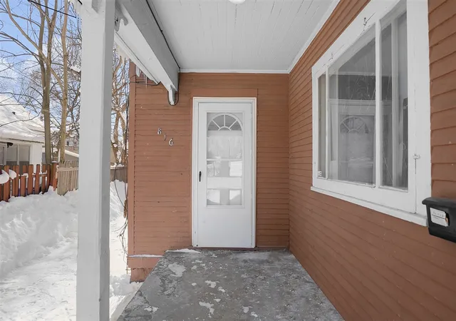 Homes for sale in Grand Rapids, MI | 816 6Th St, Grand Rapids, MI 49504 | MLS# 70533361