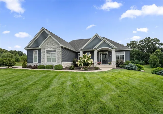 Photo 1 of Sale Pending at 71403 Kestrel Dr, Niles, MI 49120 | MLS# 70553673 | Listing updated on 2026-08-26