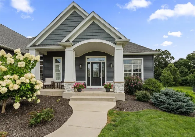Photo 3 of Sale Pending at 71403 Kestrel Dr, Niles, MI 49120 | MLS# 70553673 | Listing updated on 2026-08-26