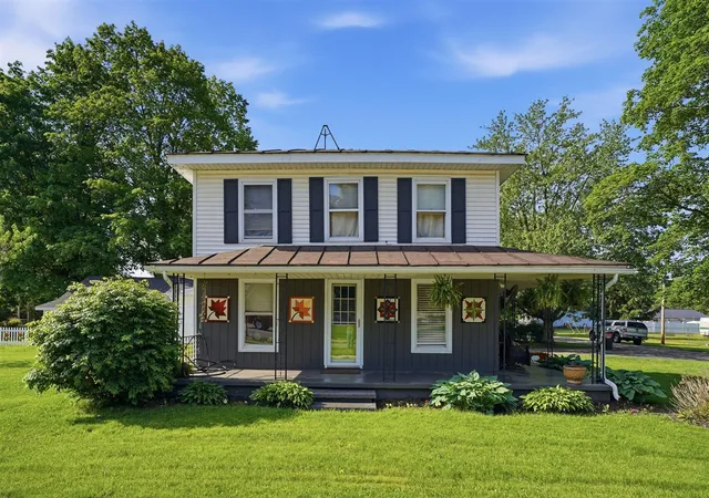 Homes for sale in Wayland, MI | 338 Park St, Wayland, MI 49348 | MLS# 70534589