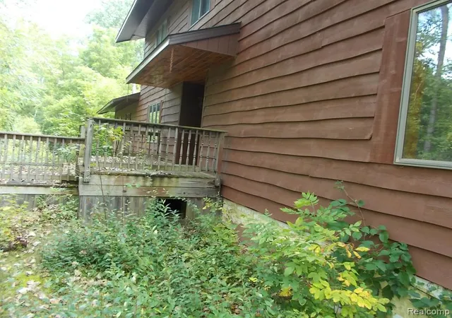 Photo 3 of Single family home for sale at 2125 W Sanilac, Caro, MI 48723 9543 | MLS# 61025030 | Listing updated on 2026-08-28