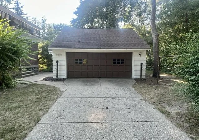 2nd image of 300 W Maple St, Gladwin, MI 48624 | MLS# 50214750