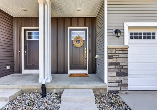 Photo 4 of Sale Pending at 4628 Glen Hvn Dr, Grand Rapids, MI 49512 | MLS# 70539024 | Listing updated on 2026-09-12