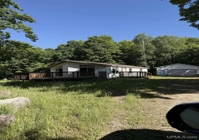 Homes for sale in Shingleton, MI | E12374 Olsen Rd, Shingleton, MI 49884 | MLS# 50212345