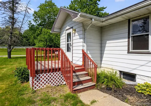 Homes for sale in Bridgeport, MI | 4322 Baker Rd, Bridgeport, MI 48722 | MLS# 61007458