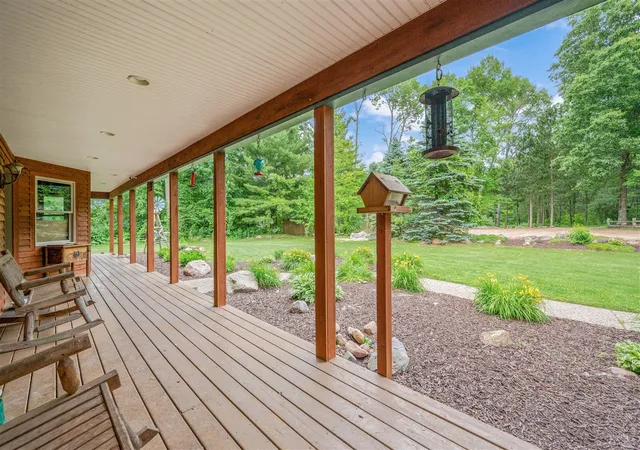 Homes for sale in Howard City, MI | 10810 Ingersoll Dr, Howard City, MI 49329 | MLS# 70542133