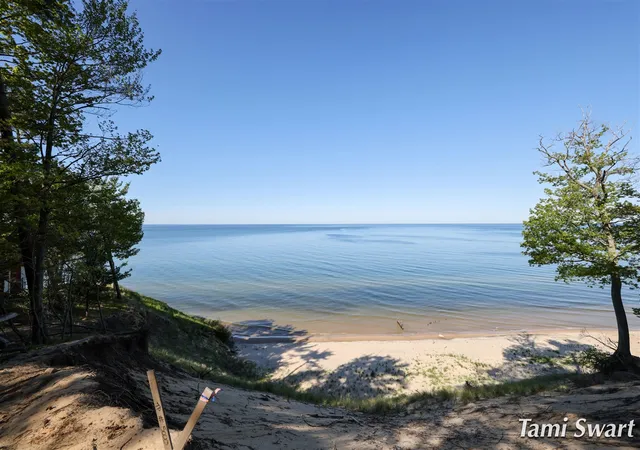 2nd image of 3383 Winnetaska Rd, Norton Shores, MI 49441 | MLS# 70535682