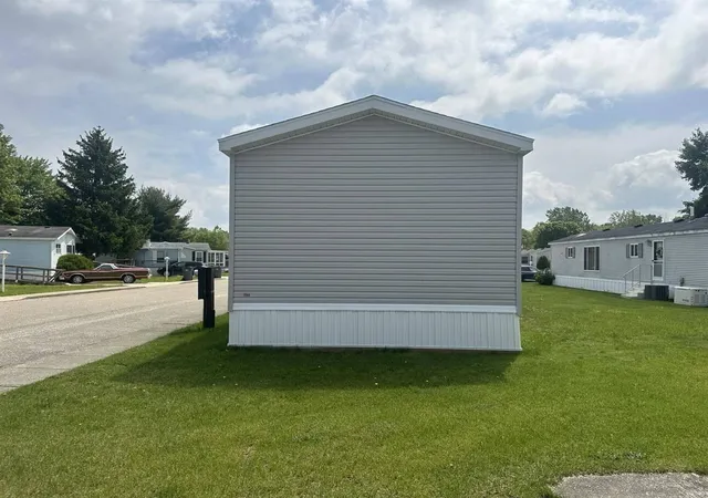 Homes for sale in Edwardsburg, MI | 69205 Garver Lake Lot 48 Rd, Edwardsburg, MI 49112 | MLS# 70533929