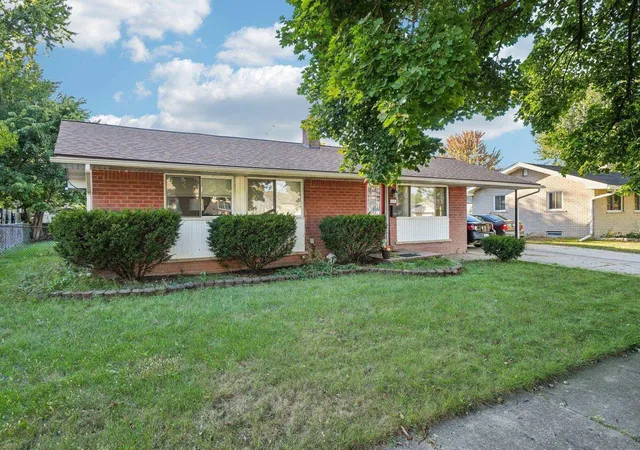 Photo 3 of Single family home for sale at 34559 Chope Pl Pl, Clinton Township, MI 48035 | MLS# 50157336 | Listing updated on 2026-07-23