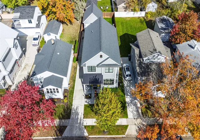 Photo 3 of Sale Pending at 1323 Bennaville Ave, Birmingham, MI 48009 | MLS# 70517703 | Listing updated on 2026-04-03