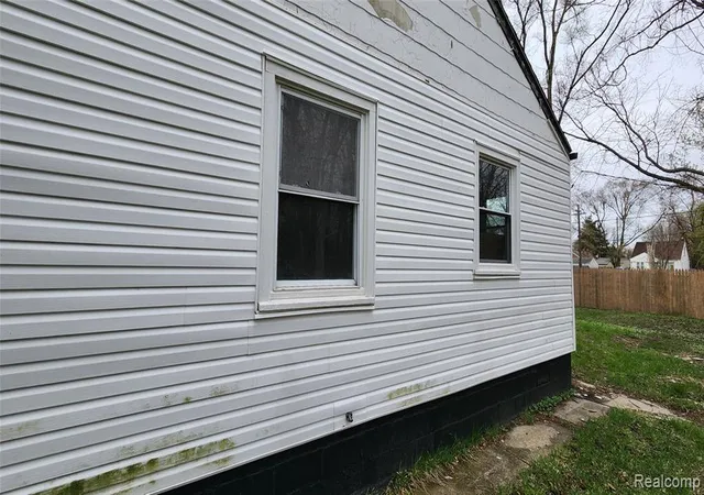 5th image of 11741 Whithorn St, Detroit, MI 48205 3744 | MLS# 60986737