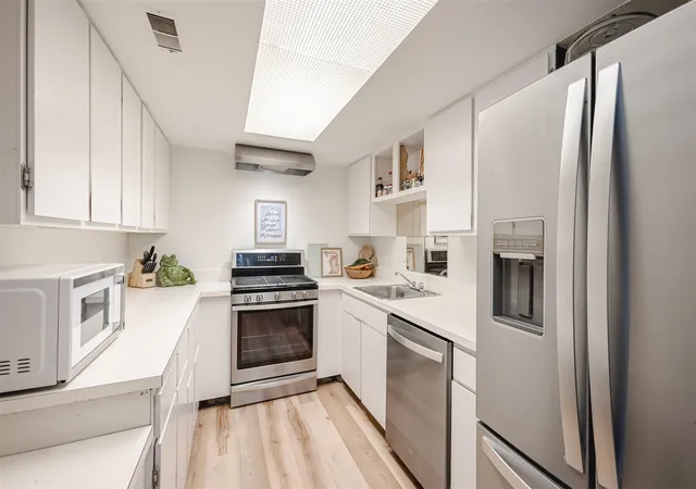 Photo 3 of Condo for sale at 2545 Abbington Dr #133, Grand Rapids, MI 49506 | MLS# 70543891 | Listing updated on 2026-08-18