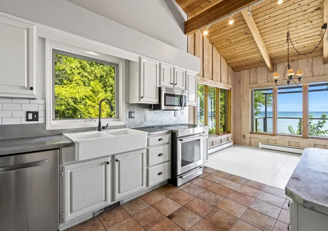 Photo 4 of Sale Pending at 12960 N Forest Beach, Northport, MI 49670 | MLS# 80072685 | Listing updated on 2026-10-06