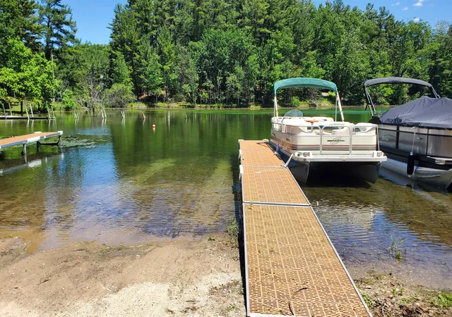5th image of 2341 Lake View Ave, Traverse City, MI 49696 | MLS# 80070476