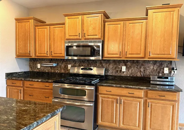 4th image of 4767 Pine View Ct, Bay City, MI 48706 | MLS# 50204560