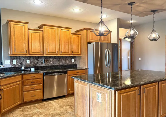 5th image of 4767 Pine View Ct, Bay City, MI 48706 | MLS# 50204560