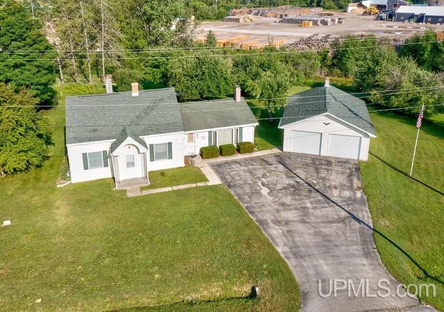 Photo 3 of Single family home for sale at 217 US 41 Hwy, Carney, MI 49812 | MLS# 50215531 | Listing updated on 2026-08-19