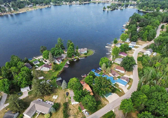 Photo 3 of Single family home for sale at 163 N Scott Dr #Lot: 279, Farwell, MI 48622 | MLS# 80071627 | Listing updated on 2026-09-17