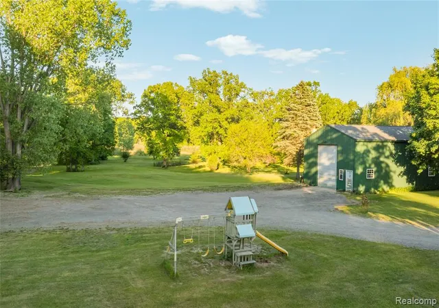3rd image of 8460 Fish Lake Road Road, Holly, MI 48442 | MLS# 60999055