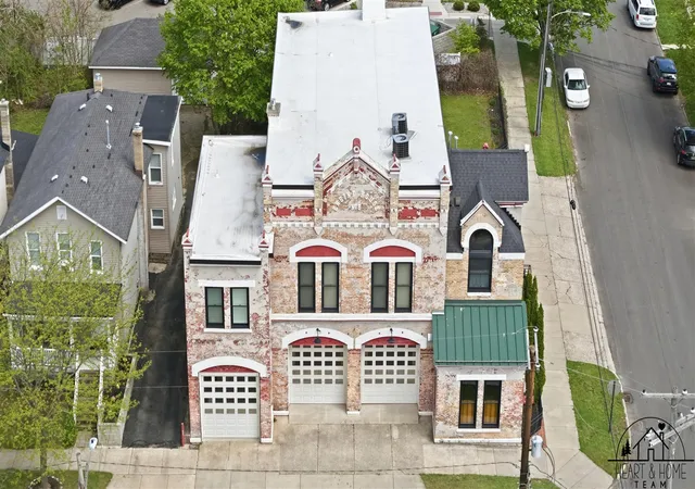 Photo 4 of Multi family home for sale at 40 Lexington Ave, Grand Rapids, MI 49504 | MLS# 70529490 | Listing updated on 2026-10-07