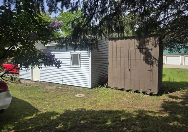 Homes for sale in Ludington, MI | 817 E Melendy St, Ludington, MI 49431 | MLS# 70534336