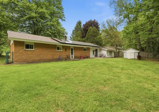Homes for sale in Hastings, MI | 2205 S Broadway St, Hastings, MI 49058 | MLS# 70534004