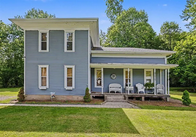 Homes for sale in Hartford, MI | 60198 67 1/2 St, Hartford, MI 49057 | MLS# 70536978