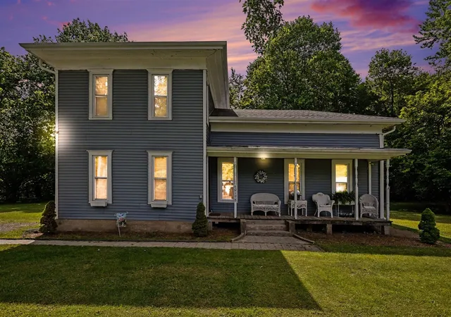 Homes for sale in Hartford, MI | 60198 67 1/2 St, Hartford, MI 49057 | MLS# 70536978