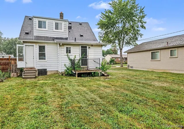 15th image of 20510 Broadacres St, Clinton Township, MI 48035 4014 | MLS# 61024320