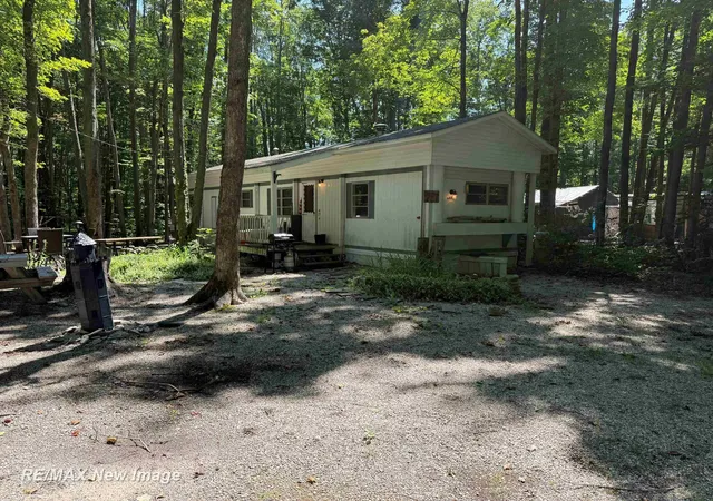 2nd image of 8496 Birchbark Dr, Mancelona, MI 49659 | MLS# 50217408