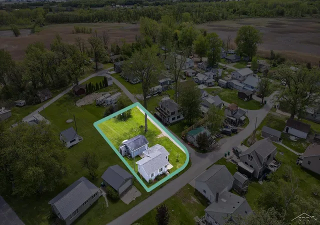 36th image of 1857 Center Rd, Sebewaing, MI 48759 | MLS# 50208714
