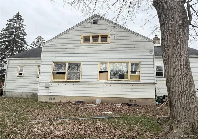 Homes for sale in Saginaw, MI | 704 Vermont St, Saginaw, MI 48602 | MLS# 60986700