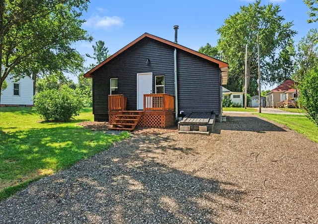 Homes for sale in Hartford, MI | 121 E Olds St, Hartford, MI 49057 | MLS# 70543152