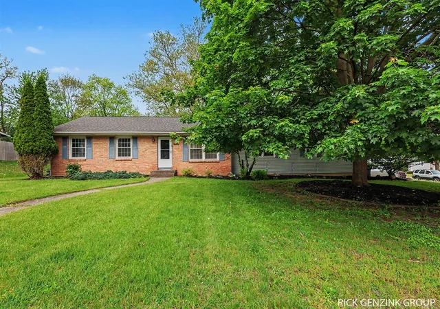 2nd image of 3421 Senora Ave, Grand Rapids, MI 49508 | MLS# 70534107