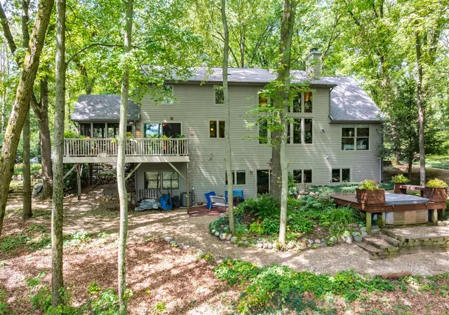 Photo 3 of Single family home for sale at 8575 S 2nd St, Mattawan, MI 49071 | MLS# 70555166 | Listing updated on 2026-09-06