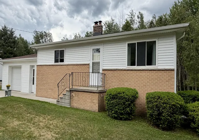Homes for sale in Pinconning, MI | 216 E 8th Street Street, Pinconning, MI 48650 | MLS# 50211688