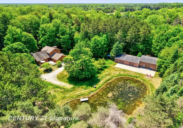 Homes for sale in Caro, MI | 3926 Ball Rd, Caro, MI 48723 | MLS# 50210585