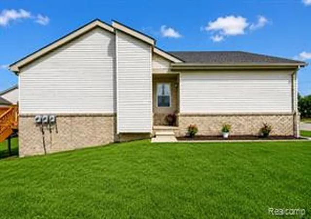 Homes for sale in Grand Blanc, MI | 2011 Murray St, Grand Blanc, MI 48439 | MLS# 61010016