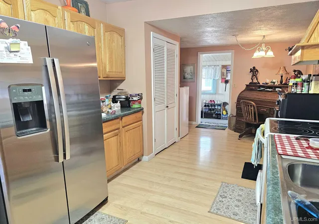 Photo 4 of Single family home for sale at 224 N 5th Street, Manistique, MI 49854 | MLS# 50218770 | Listing updated on 2026-08-17