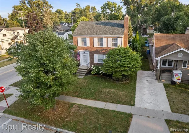 Photo 1 of Sale Pending at 34805 Chestnut St, Wayne, MI 48184 | MLS# 61020016 | Listing updated on 2026-08-29