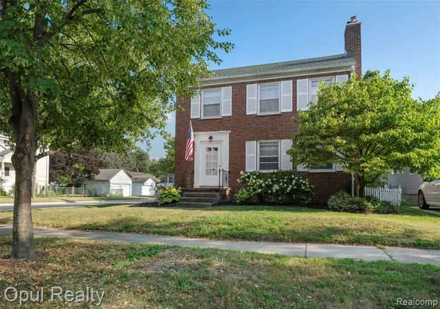 Photo 2 of Sale Pending at 34805 Chestnut St, Wayne, MI 48184 | MLS# 61020016 | Listing updated on 2026-08-29
