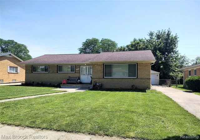 1st image of 25210 Ridge Cliff Dr, Southfield, MI 48075 2077 | MLS# 61007138