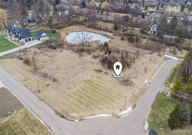 4th image of 5 Fairway Trl, Grand Blanc, MI 48439 | MLS# 60973955