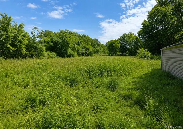 4th image of 6851 Merriman Rd, Romulus, MI 48174 | MLS# 61001524